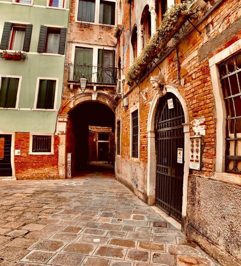 The Wolf House Inn Venecia